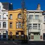 B&B Azee